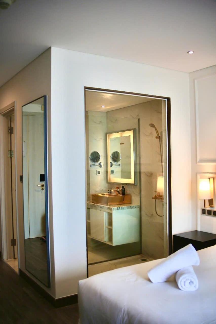 Golden Apartment With Sea View Da Nang Exterior photo